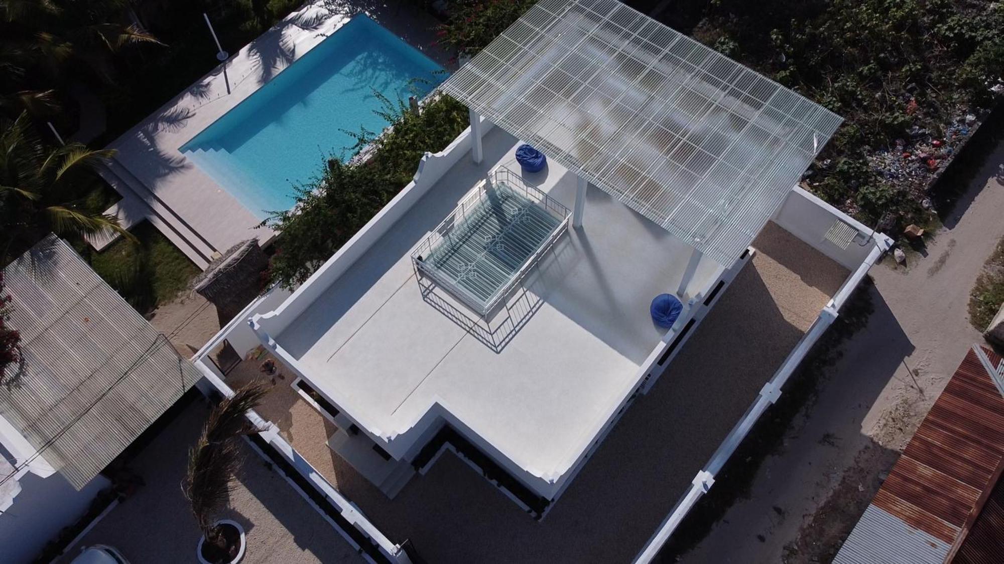 Paje White House Hotel Bagian luar foto