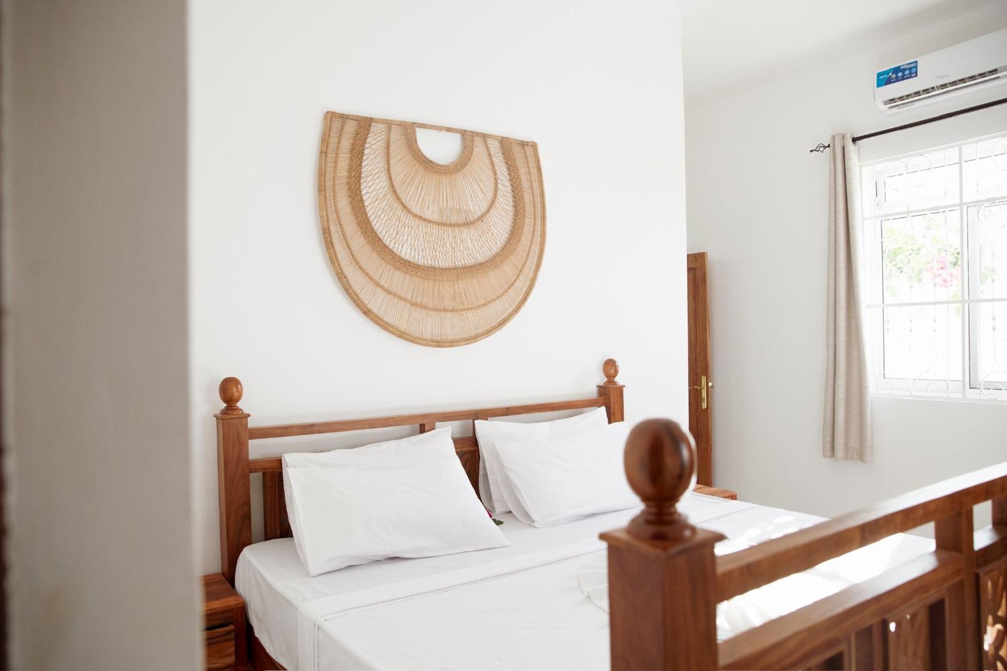 Paje White House Hotel Bagian luar foto