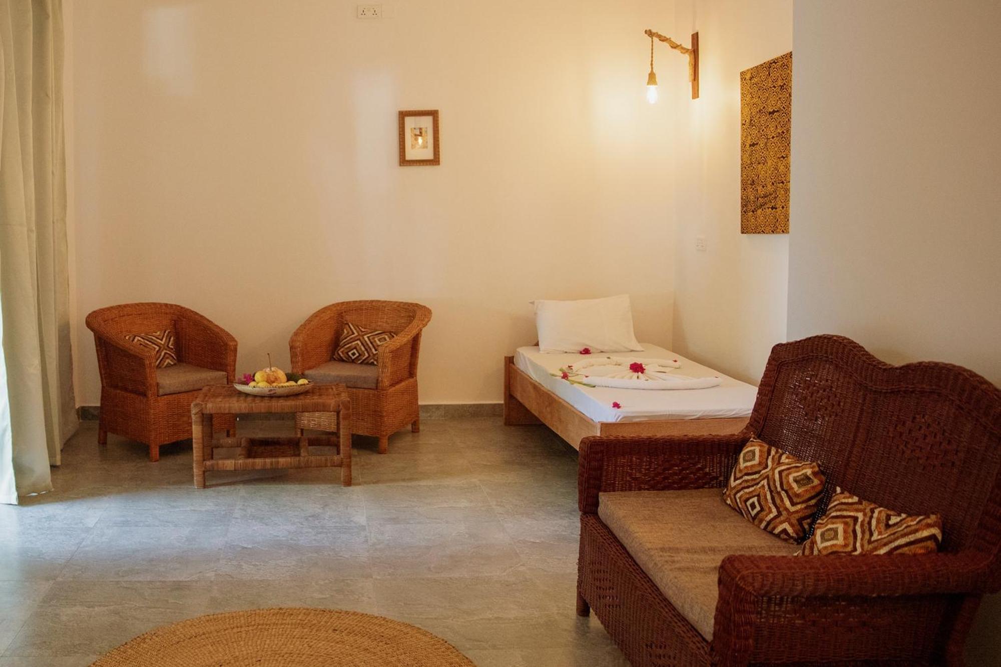 Paje White House Hotel Bagian luar foto